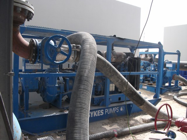2-special-pump_640x480 Complete pump system from Khansaheb Sykes - including all connecting flanged steel wire armoured 8” hose, gate valves, non return valves, fuel tanks and 24 hour onsite maintenance.